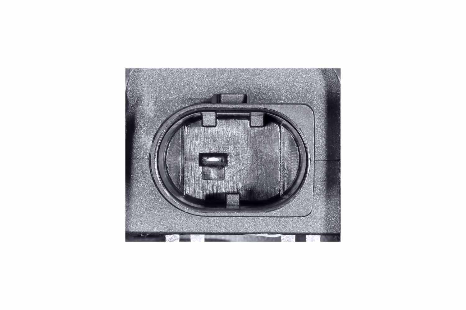 Hella Dynamo / Alternator 8EL 015 637-931