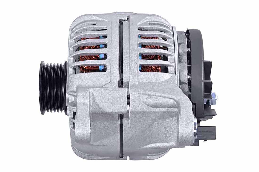 Hella Dynamo / Alternator 8EL 015 659-101