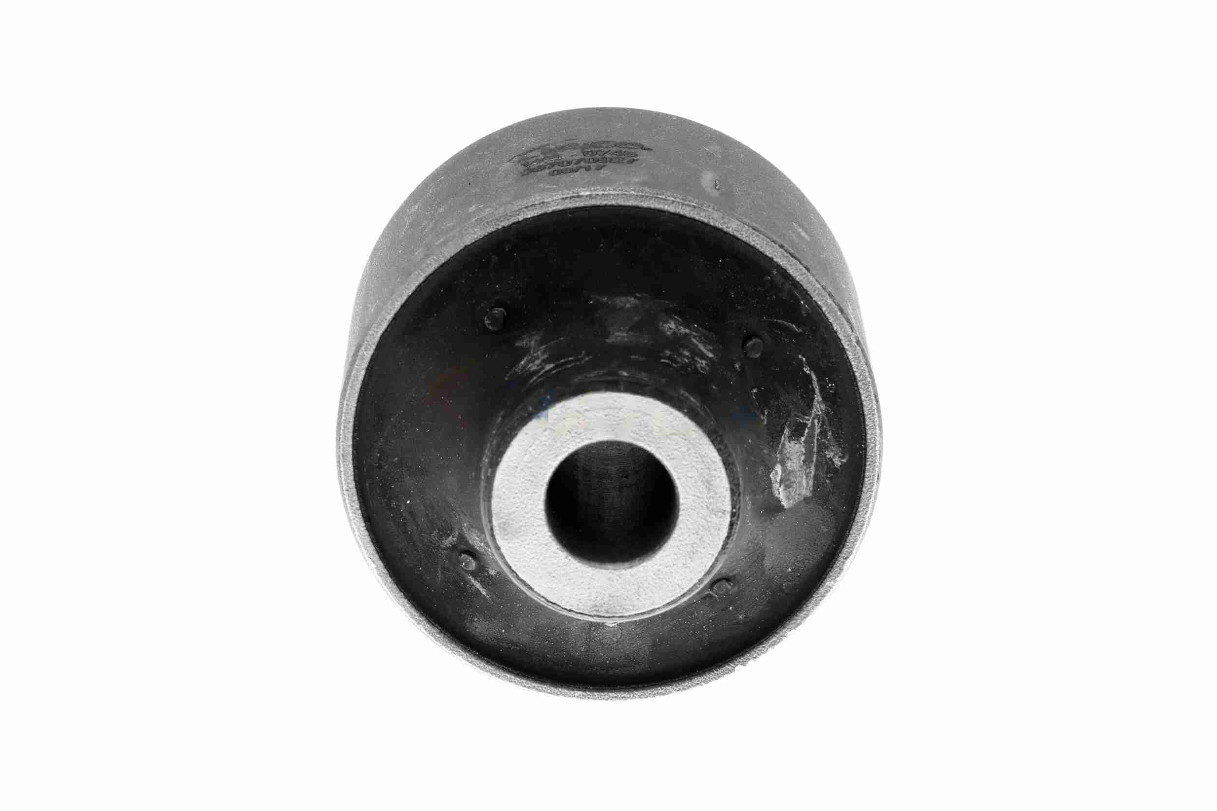 Vaico Draagarm-/ reactiearm lager V46-0745