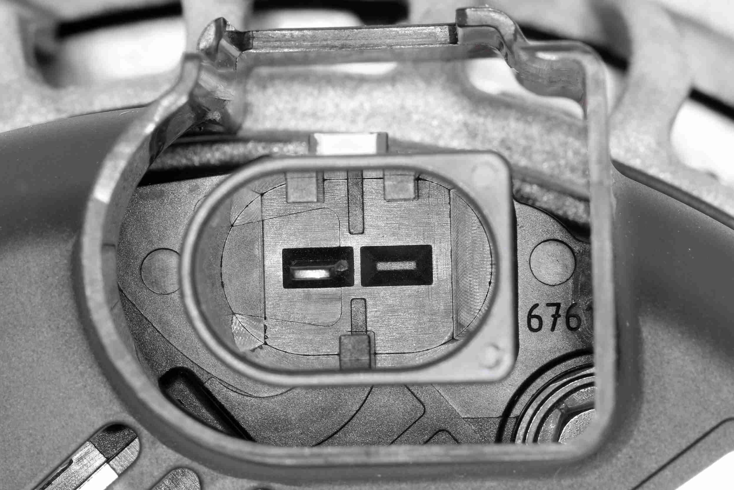 Vemo Alternator/Dynamo V30-13-50014