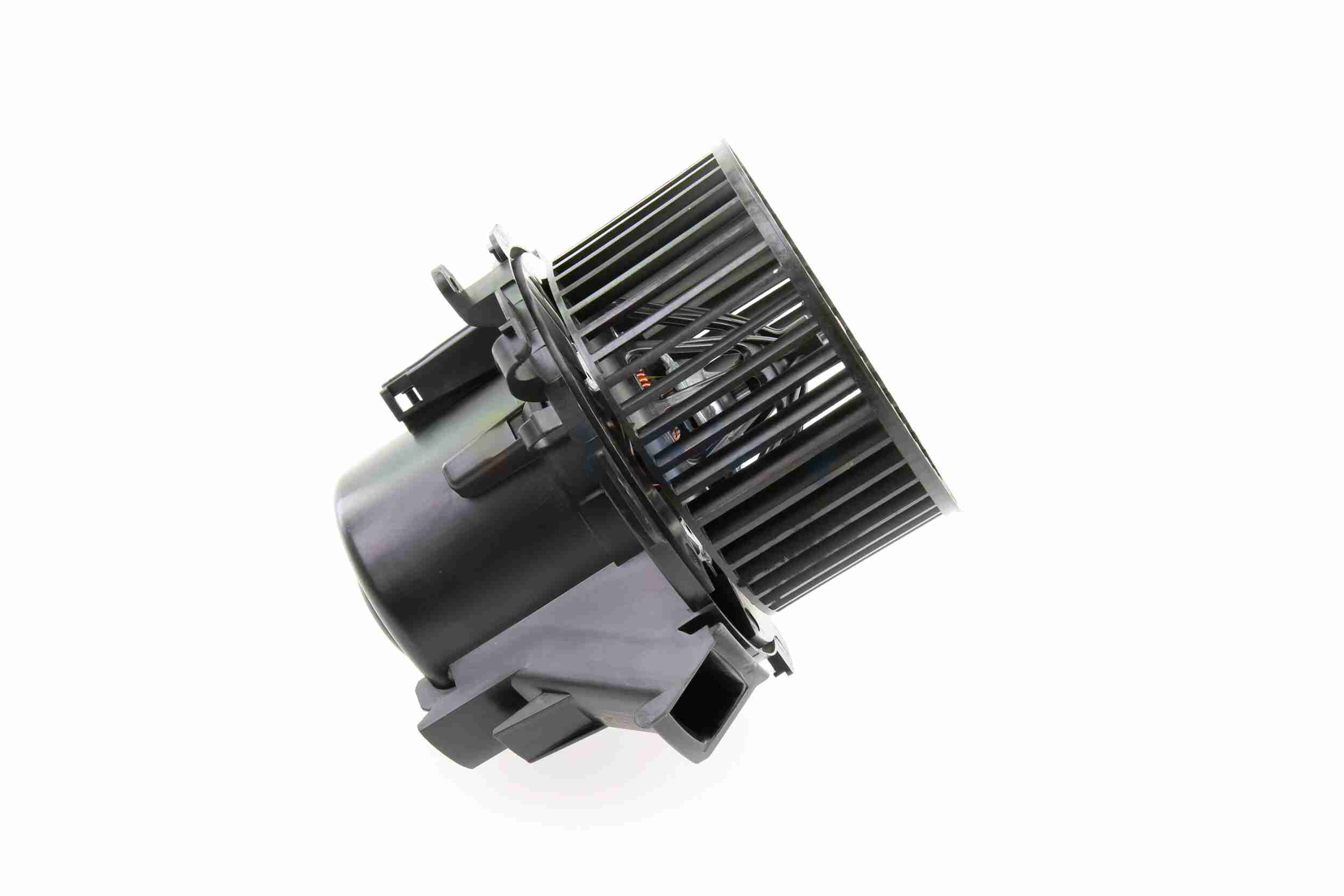 Vemo Ventilator aircocondensor V46-03-1380