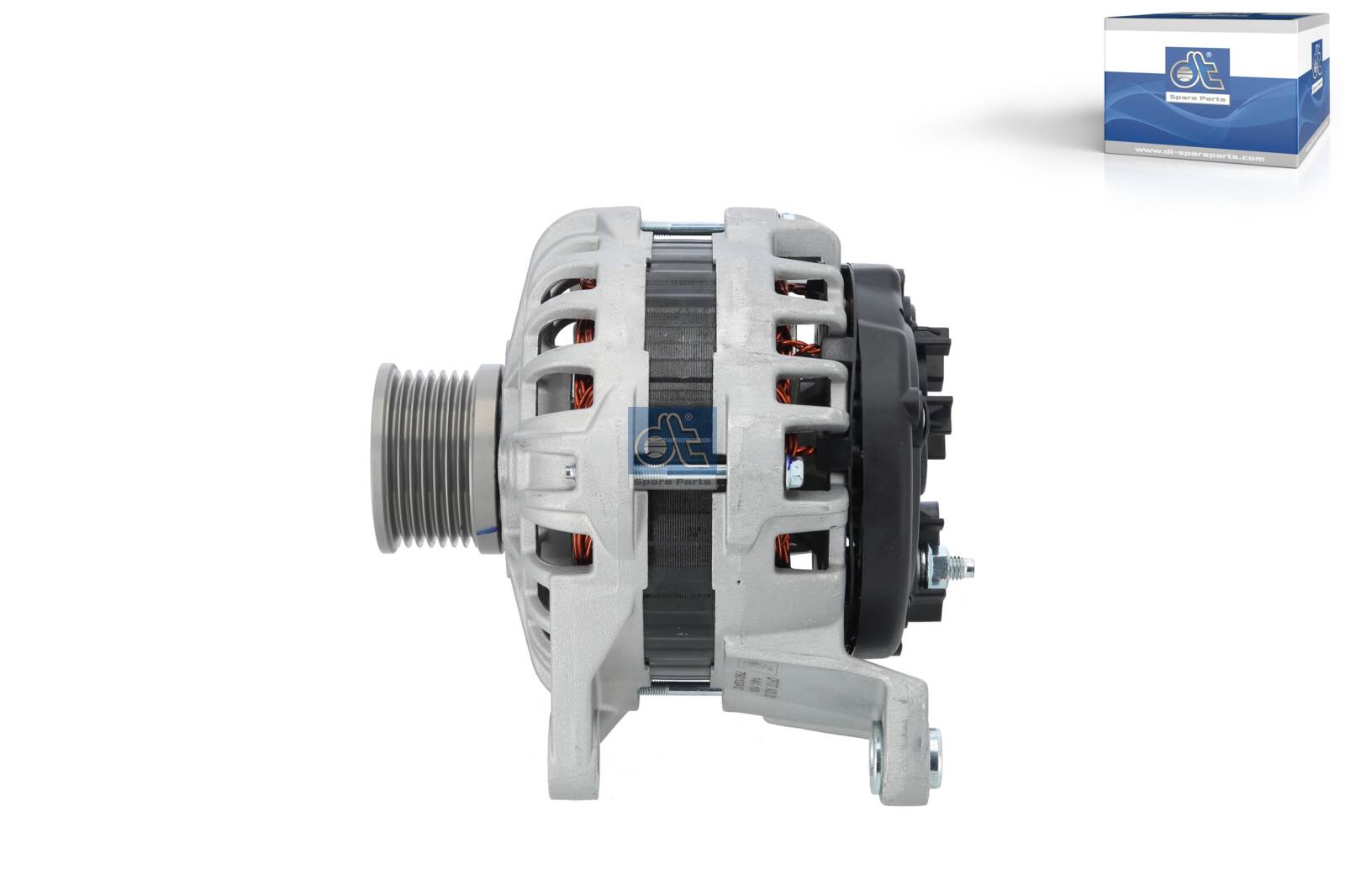 Dynamo / Alternator Dt Spare Parts 7.00313