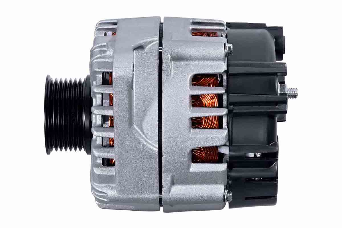 Dynamo / Alternator Hella 8EL 015 637-981