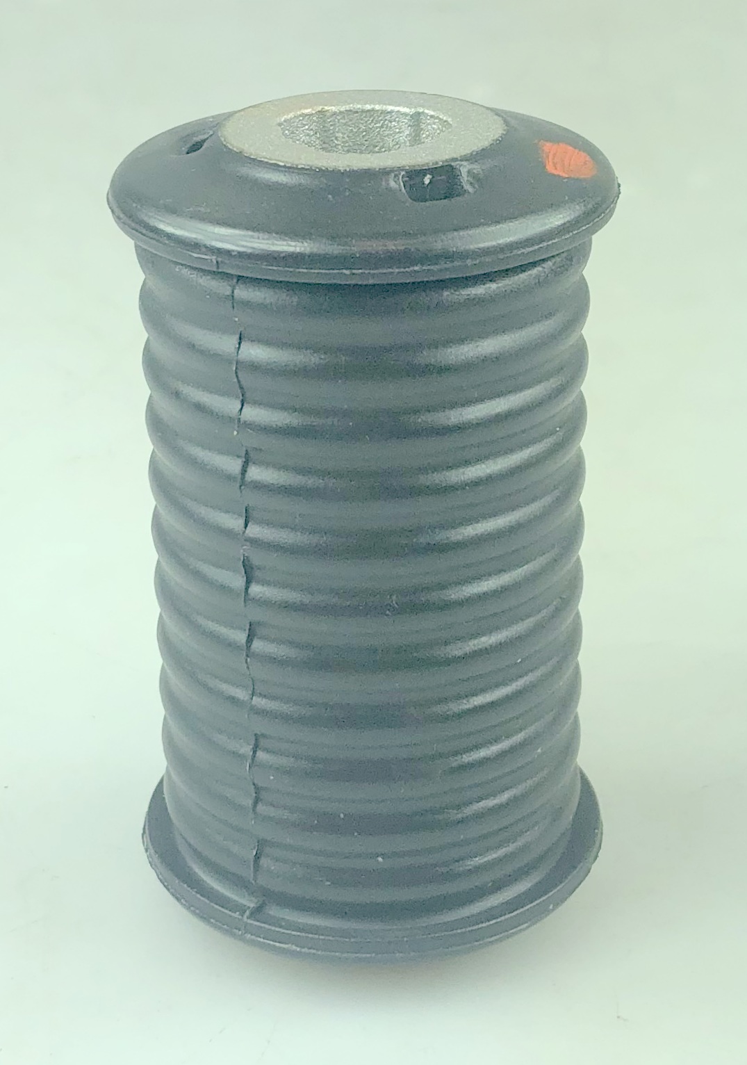 Bladveerlagerbus Hutchinson 590600