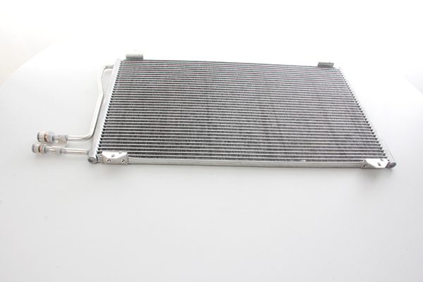 Airco condensor BSG BSG 60-525-002