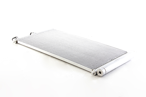 Airco condensor BSG BSG 25-525-005