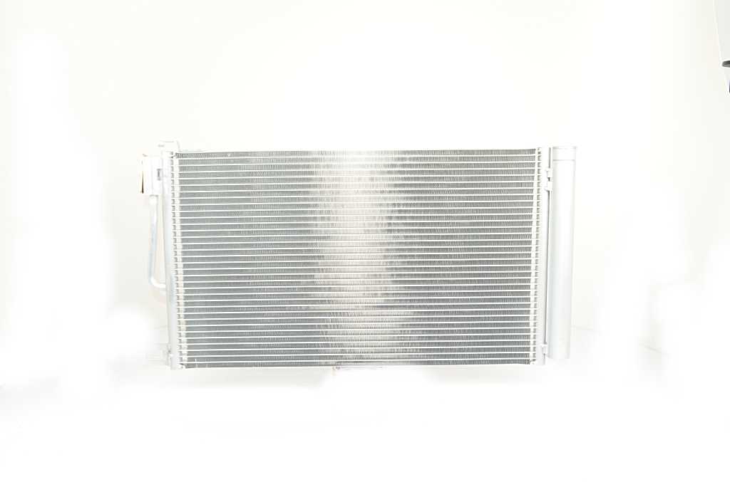 Airco condensor BSG BSG 65-525-018
