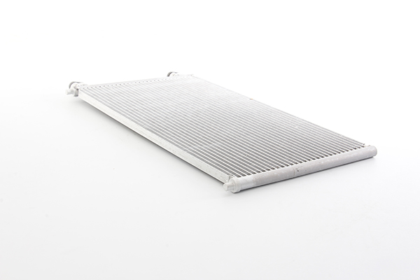 Airco condensor BSG BSG 25-525-009