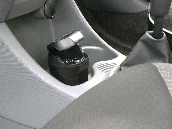 Carpoint Asbak 81034 Carpoint Asbak 81034